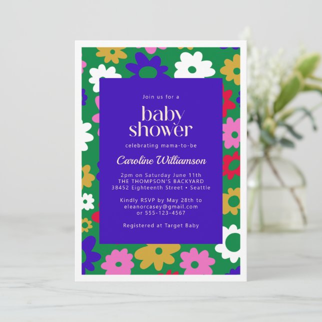 Farbenfrohe skandinavische Blume Grüne Babydusche Einladung (Stehend Vorderseite)