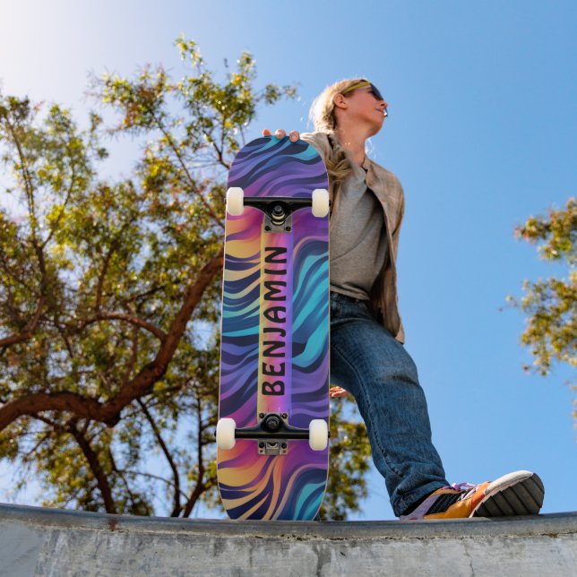 Farbenfrohe Skateboard der 90er Jahre (Außenbereich 1)