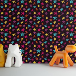 Farbenfrohe Sterne auf dunklen Lila Gemusterten Tapete