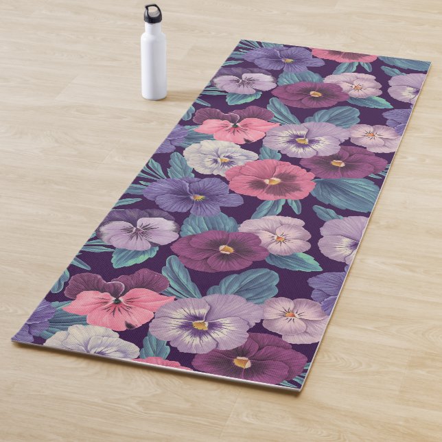 Farbenfrohe Stiefmütterchen auf tiefviolett Yogamatte (Beispiel)