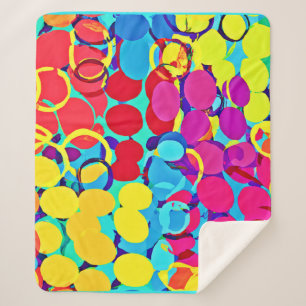 Farbenfrohe Stilelemente und Chic Spectrum Pattern Sherpadecke