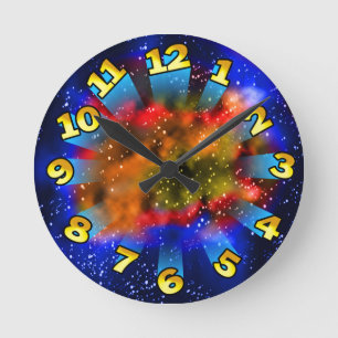 Farbenfrohe Supernova mit fliegenden Zahlen Runde Wanduhr
