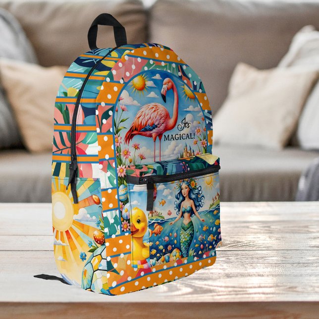 Farbenfrohe Tiere tropische Blume Magenmädchen Bedruckter Rucksack (Fun backpack featuring a wild colorful design with animals, tropical flowers and a mermaid.)