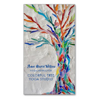 Farbenfrohe Tree Yoga Studio