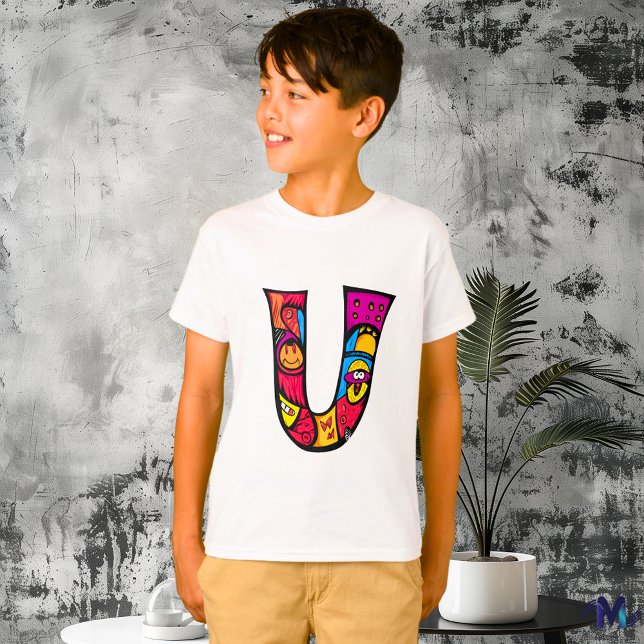 Farbenfrohe und lustige Monogram U Tribal und Dood T-Shirt (Von Creator hochgeladen)