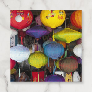 Farbenfrohe vietnamesische Hängeblattern Geschenkanhänger