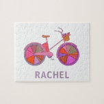 Farbenfrohe Vintage Bike-Blume<br><div class="desc">Eine farbenprächtige und niedliche Bike-Illustration eines altmodischen Fahrrads mit einem Korb von Blume,  personalisiert mit dem Namen oder dem Wortlaut Ihrer Wahl.</div>