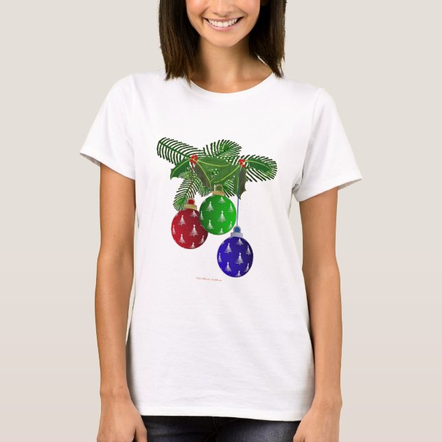 Farbenfrohe Weihnachtsbaumdekorationen T-Shirt (Vorderseite)