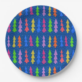 Farbenfrohe Weihnachtsbäume auf blau Pappteller