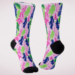 Farbenfrohe Weihnachtsbaumen in der Neuzeit Socken