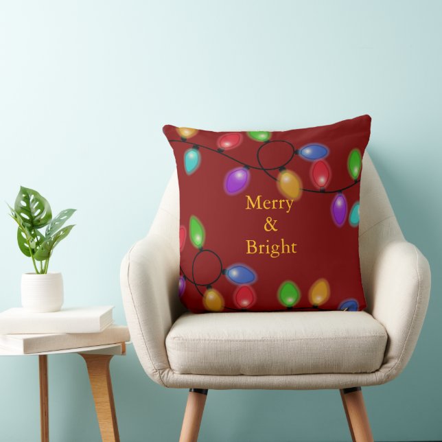 Farbenfrohe Weihnachtsbeleuchtung auf Rot Kissen (Stuhl )