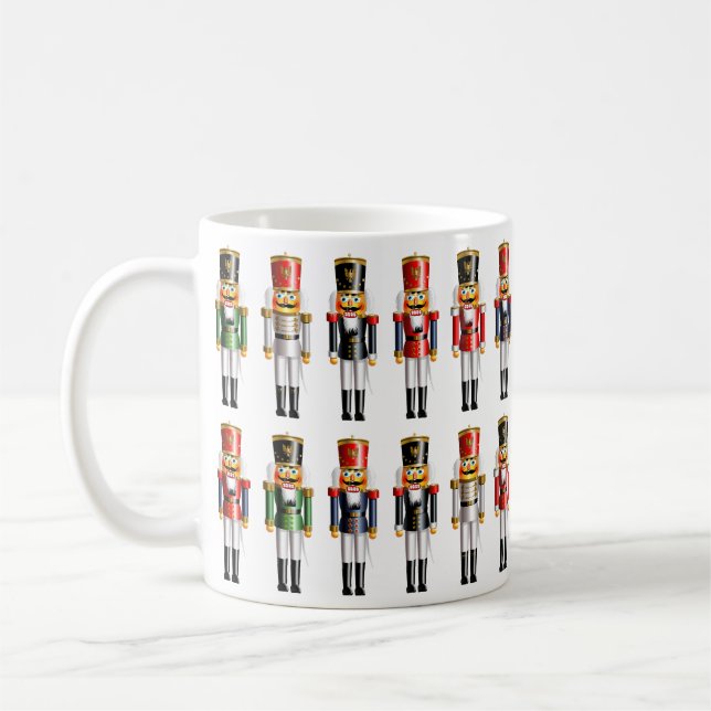 Farbenfrohe Weihnachtscreme-Spielzeugsoldaten Kaffeetasse (Links)