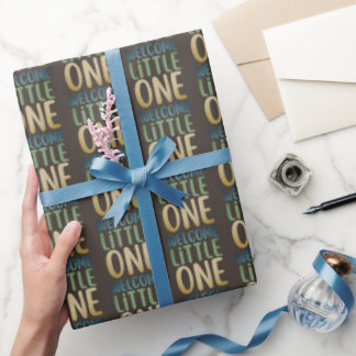 Farbenfrohe "Welcome Little One" Babydusche Geschenkpapier