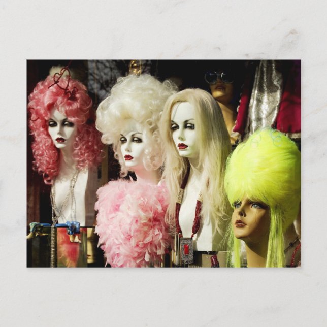Farbenfrohe Wigs Postkarte (Vorderseite)