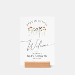 Farbenfrohe Wildblume Baby im Blut Begrüßungszeich<br><div class="desc">Diese Wildblume ist ein Begrüßungbaby in Blütenbaby-Duschsignatur und eignet sich ideal für Ihre leichte, schwindelerregende Regenbogendusche. Die hellen, zauberhaften Rosa-, Gelb-, Orange- und Goldfloralen verleihen diesem Produkt das Gefühl eines minimalistisch eleganten Vintagen Hippie-Frühlingsgartens. Das moderne Design ist künstlerisch und zart und zeigt eine klassische erdige Wiese in Aquarell. Egal, für...</div>