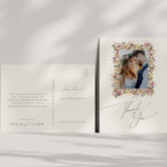Farbenfrohe Wildblume | Beige Meadow Foto Vielen D Postkarte<br><div class="desc">Diese farbenfrohe Wildblume | Beige Wiese Foto danke Ihnen postcard ist perfekt für Ihre einfache, whimsical boho Regenbogen Sommer Hochzeit. Die hellen, zauberhaften Rosa-, Gelb-, Orange- und Goldfloralen verleihen diesem Produkt das Gefühl eines minimalistisch eleganten Vintagen Hippie-Frühlingsgartens. Das moderne Design ist künstlerisch und zart und zeigt eine klassische erdige Wiese...</div>