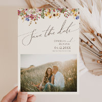 Farbenfrohe Wildblume | Beige Wiese Foto