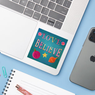 Farbenfrohe Word Art Inspiration Liebe glauben Aufkleber