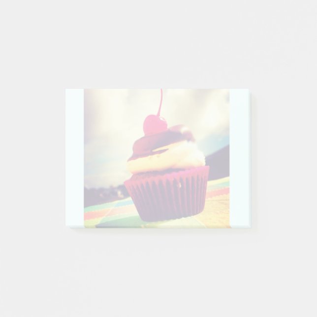 Farbenfroher Cupcake mit Cherry oben Post-it Klebezettel (Vorderseite)