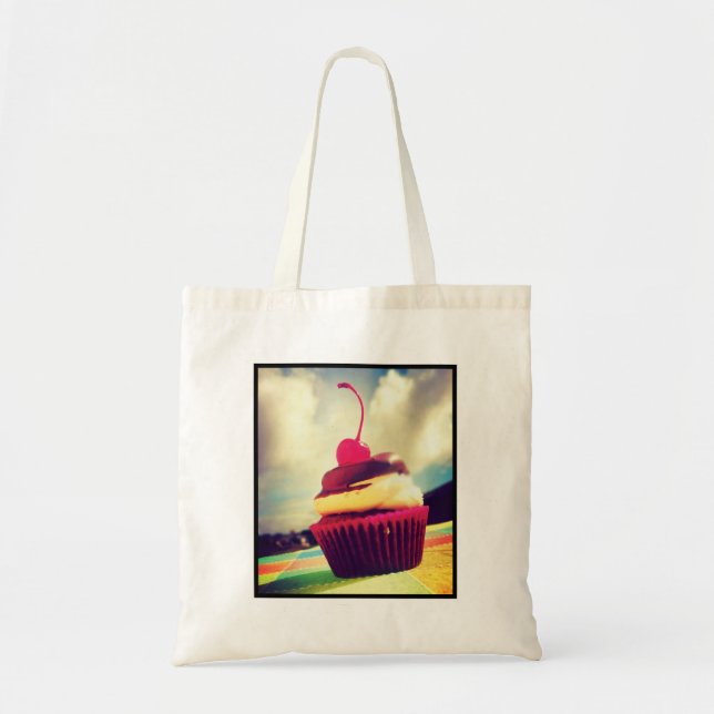 Farbenfroher Cupcake mit Cherry oben Tragetasche (Vorne)