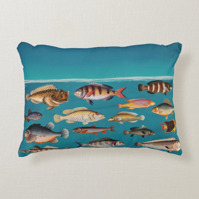 Farbenfroher Fisch unter blauem Meer Dekokissen (Vorderseite)