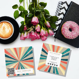 Farbenfroher Retro-Regenbogen-Sunburst-QR-Code Quadratische Visitenkarte