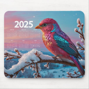 Farbenfroher Vogel auf einem Schneebaum Zweig 2025 Mousepad