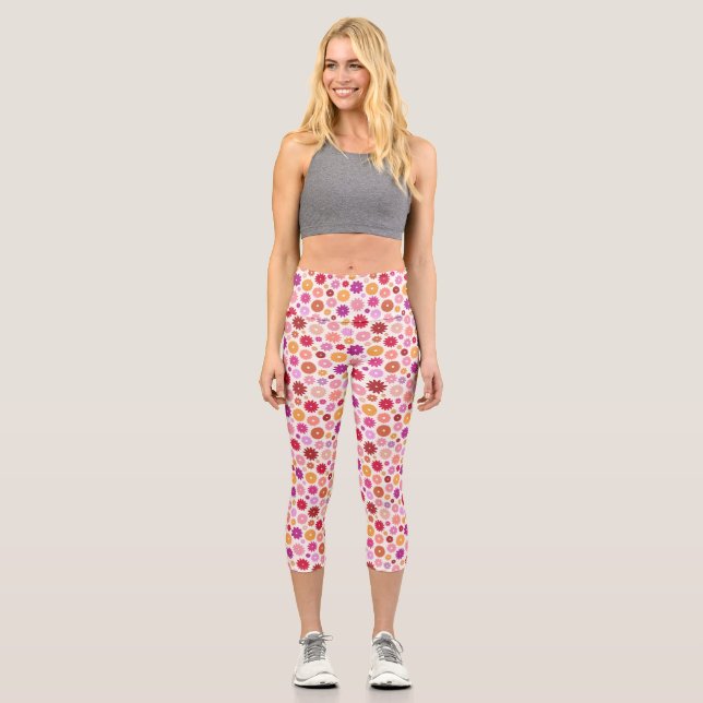 Farbenfrohes Blütenmuster Capri Leggings (Vorderseite)