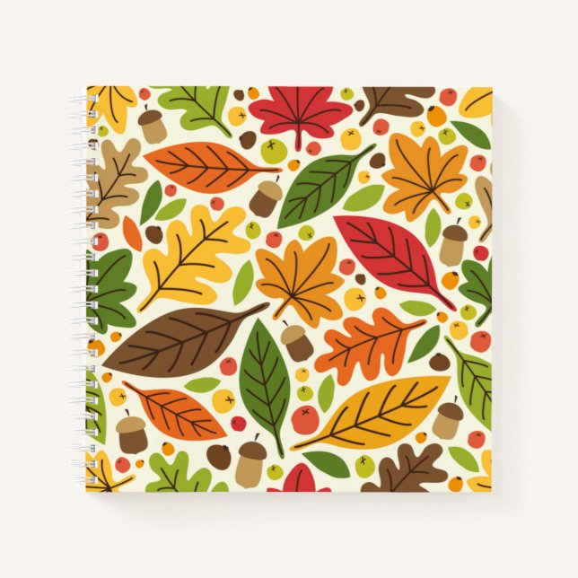 Farbenfrohes Herbstlaub- und Eichelmuster Notizbuch (Vorderseite)