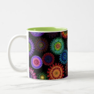 Farbenfrohes Mandala-Blumenmuster   Lebendige Boho Zweifarbige Tasse