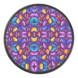 Farbenfrohes Mandala-Design auf violettem Hintergr Eishockey Puck