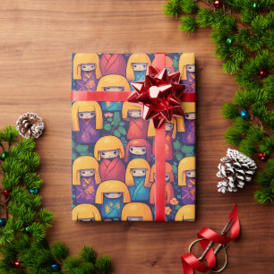 Farbenfrohes Muster japanischer Kokeshi-Puppen Geschenkpapier