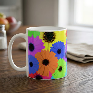 Farbenfrohes psychedelisches Gänseblümchen-Blumenm Kaffeetasse