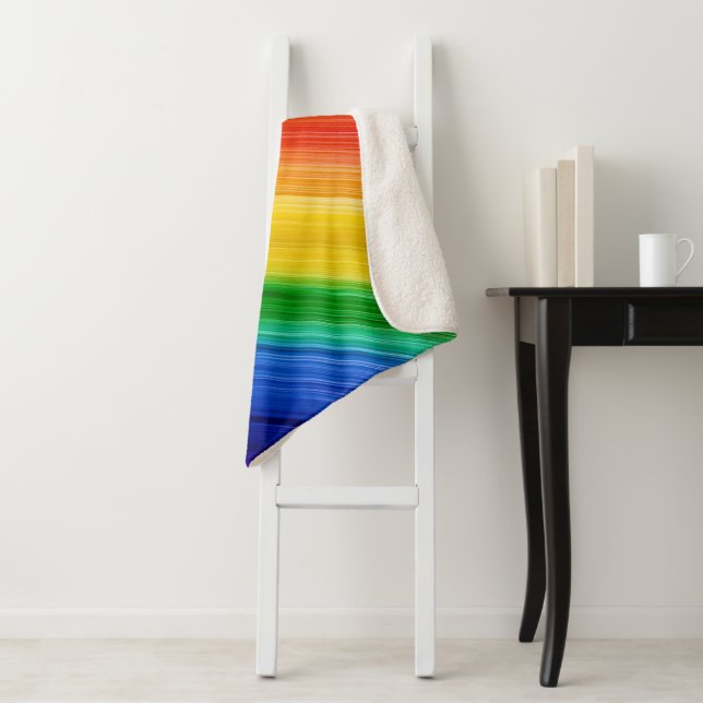 Farbenfrohes Regenbogenmuster Sherpadecke (Beispiel)