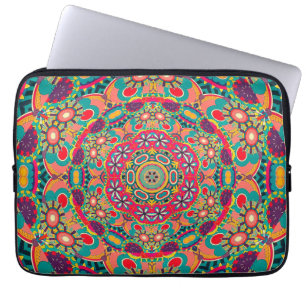 Farbenfrohes verziertes Kaleidoskop-Mandala-Muster Laptopschutzhülle