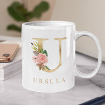 Farbflorale und goldene Buchstaben U Monogramm Kaffeetasse<br><div class="desc">Eine personalisierte Kaffee-Tasse mit einem Imitat Goldbrief "U" Monogramm,  mit dekorativen Aquarellblüten und Foliage Illustrationen. Einfach mit Ihrem Namen anpassen oder ein einzigartiges Geschenk für Ihre Lieben schaffen.</div>