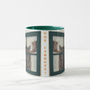 Farbhandlackiertes Bild im Fensterrahmen Tasse