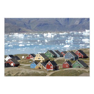 Farbige Architektur der Stadt, Narsaq, Fotodruck