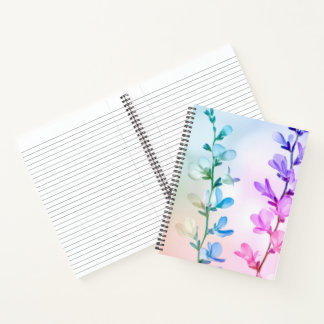 Farbige Ätherische Blumen Notizbuch