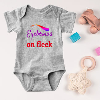Farbige Augenbrauen auf Fleek Trendy Flawless, ZFJ Baby Strampler