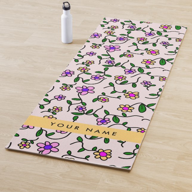 Farbige Blume, rosa Hintergrund, gelb Yogamatte (Beispiel)