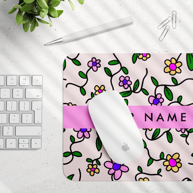 Farbige Blume, rosa Hintergrund, rosa Mousepad (Von Creator hochgeladen)