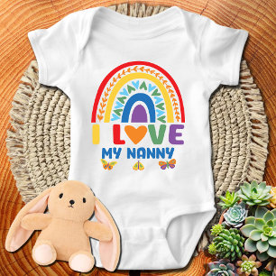 Farbige Boho-Regenbogen-Ich liebe meine Nanny Baby Strampler