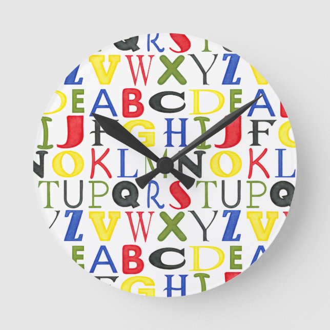 Farbige Briefe von Megan Meagher Runde Wanduhr (Vorderseite)