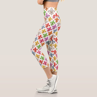 Farbige Fette Fleur-de-lis-Blumen Weiß Capri Leggings