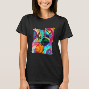 Farbige Form des Hundes in Spiegeln Portrait Carl T-Shirt
