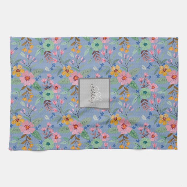 Farbige Frühlingsblumen Muster Name Monogram Geschirrtuch (Horizontal)