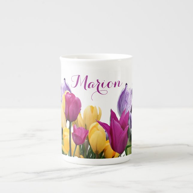 Farbige Frühlingsblüten mit dem Namen des Marion Prozellantasse (Vorderseite)