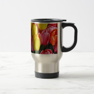 Farbige Frühlingtulips Reisebecher