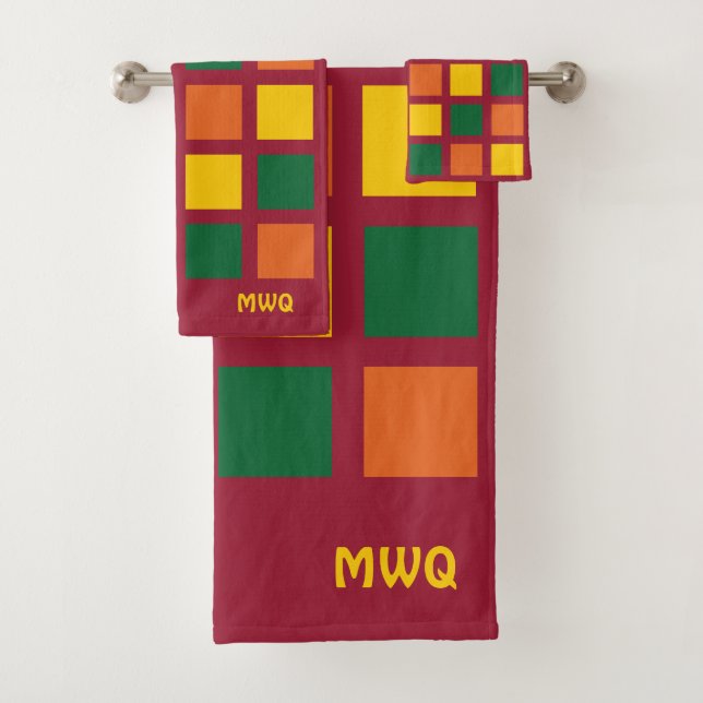 Farbige geometrische Monogramm-Quadrate Badhandtuch Set (Insitu)